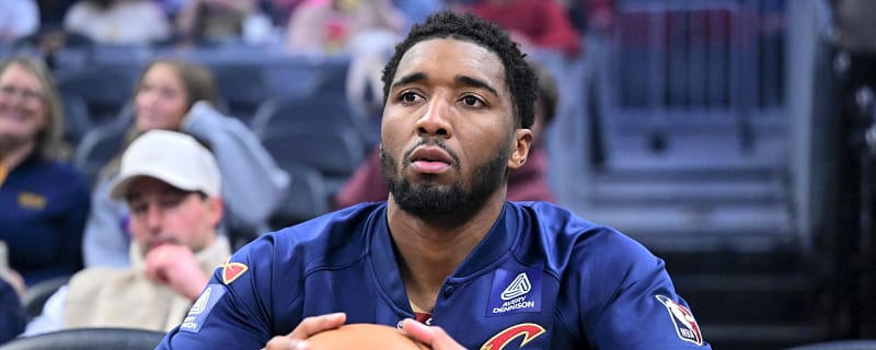 Cavs come alive when it matters, fight off depleted Nuggets