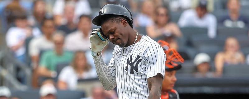 Jazz Chisholm blows off reporters after his Game 1 benching