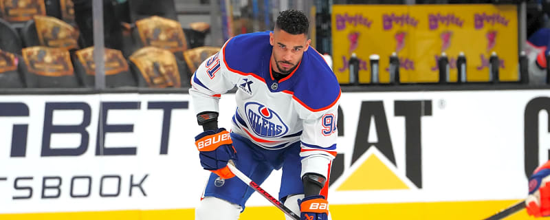 Mock Trade Sees Evander Kane Join Maple Leafs in Deal with Canucks