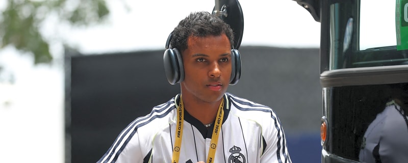 Tottenham transfer blow as PL rivals enter market for €100m South American ace