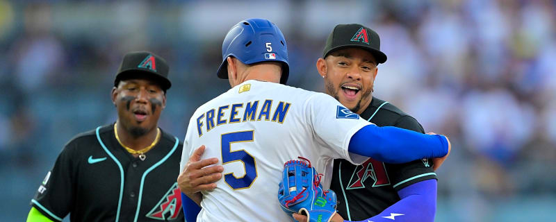 Freddie Freeman reacts to Ketel Marte’s unexpected gesture