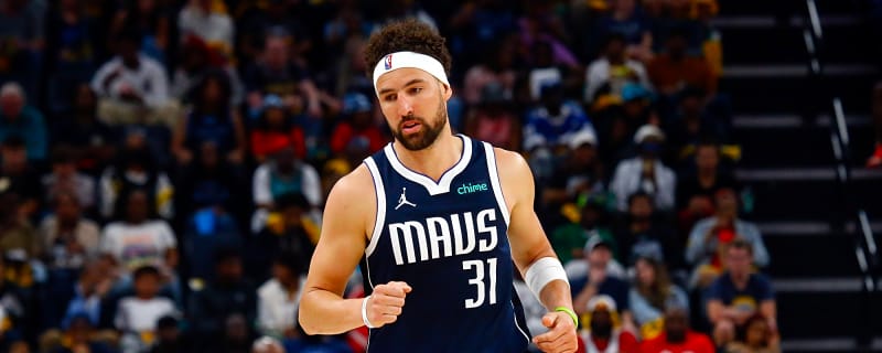 Klay Thompson Organized ‘Bonding Camp’ for Dallas Mavericks, Anthony Davis Wasn’t Able to Participate in On-Court Activities