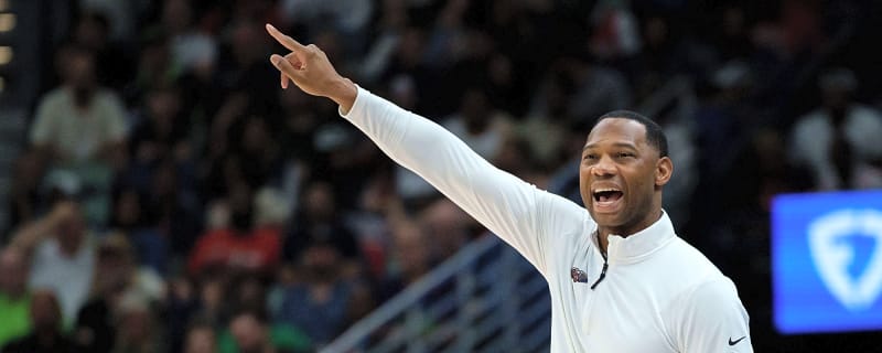 Report: Pelicans holding ‘serious’ talks about coach Willie Green’s future