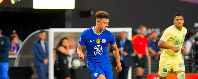 ‘So consistent’: Journalist fuels speculation over Leeds star’s future