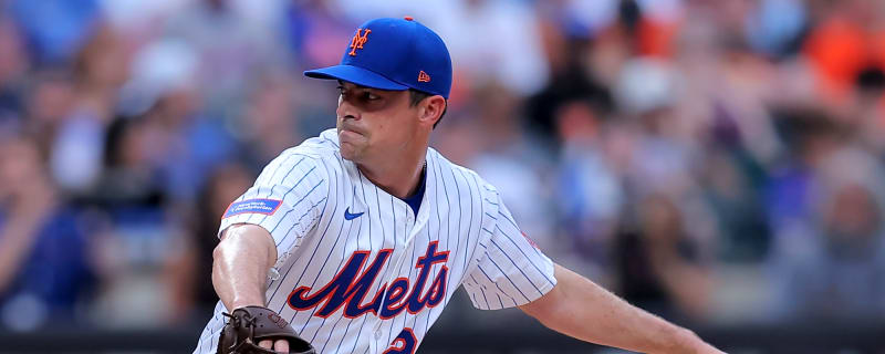 Mets exercise club option on veteran reliever