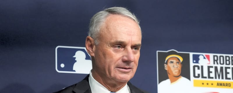 MLB players send strong messages to Rob Manfred about salary cap after lockout comments