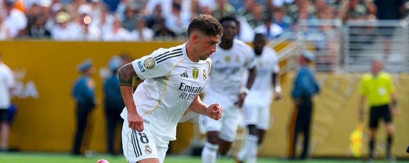 Manchester United told to pay unholy transfer fee to land versatile La Liga superstar