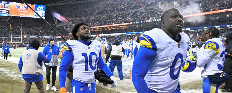 Rams players had unique way for battling the cold during playoff win over Bears