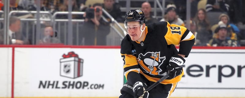 Fans Call Out Former Oilers First-Round Pick After He Unexpectedly Goes Wild on Stage During Performance