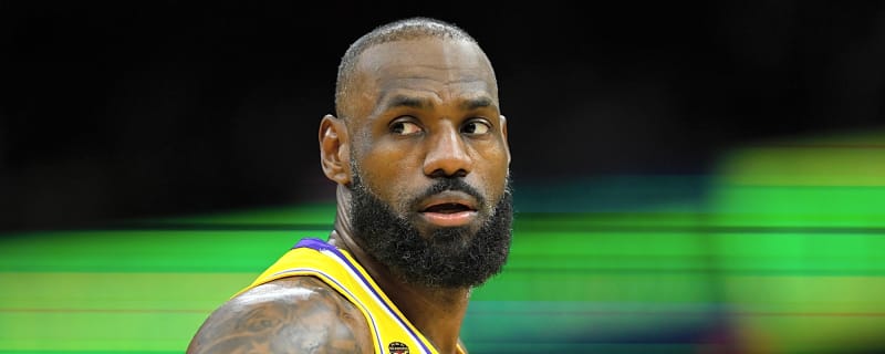  Cavs steamroll Lakers as momentum keeps building