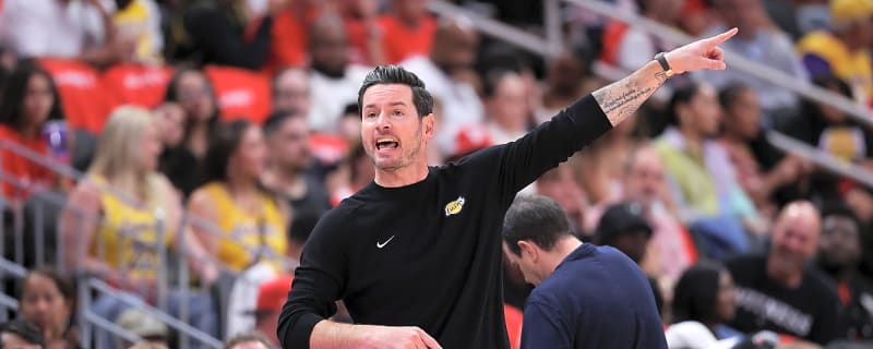 JJ Redick So Locked In He Accidentally Walks Straight Into Fans’ Shooting Challenge