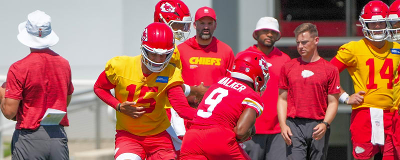 AFC Notes: Patrick Mahomes, Rashee Rice, Davis Webb, Broncos, Chargers OL, Chiefs