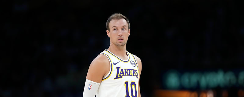 Report: Lakers looking to re-sign Luke Kennard after season
