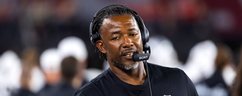 Steelers To Interview Jake Simmons, Patrick Graham For DC Job