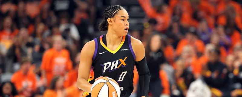 Phoenix Mercury star Satou Sabally brings cross-league support for Valley Suns on Tuesday