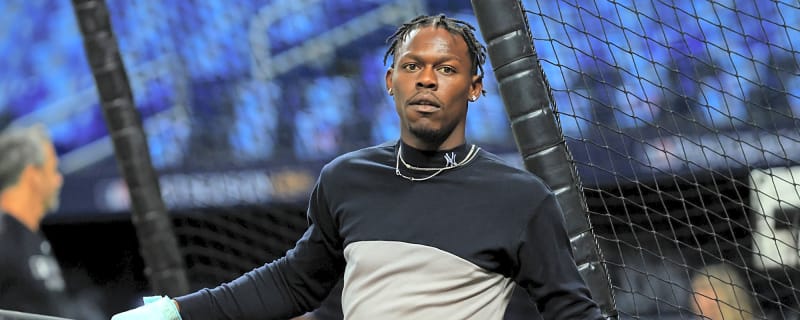 Yankees had laughably pathetic inning to start Game 2