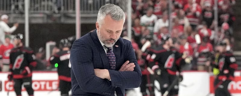 Insider says it 'killed' Martin St. Louis to make tough decision in Montreal