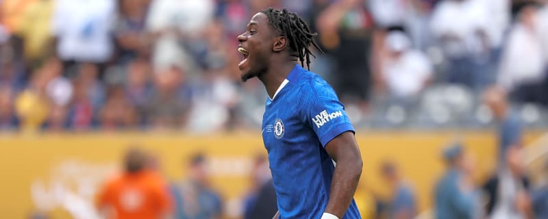 Chelsea midfielder wins just 1/4 duels and can’t get pass completion above 81%