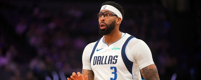 Mavericks taking measured approach to possible Anthony Davis deal