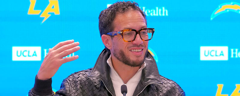 New Chargers OC Mike McDaniel explains his plan for QB Justin Herbert