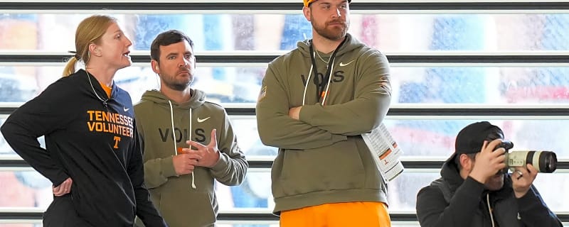 Former Clemson WR reacts to the physical changes Tennessee has made under Derek Owings while taking a shot at another Power-4 program