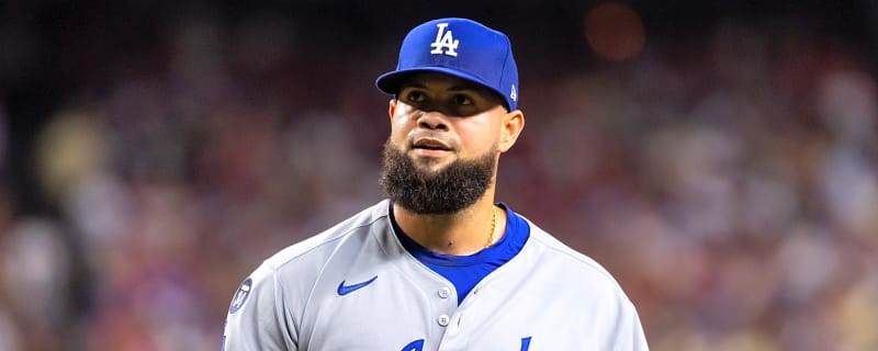 Dodgers release veteran right-hander