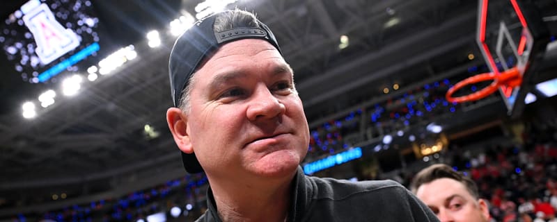 Tommy Lloyd overcomes pressure to get Arizona into Final Four 