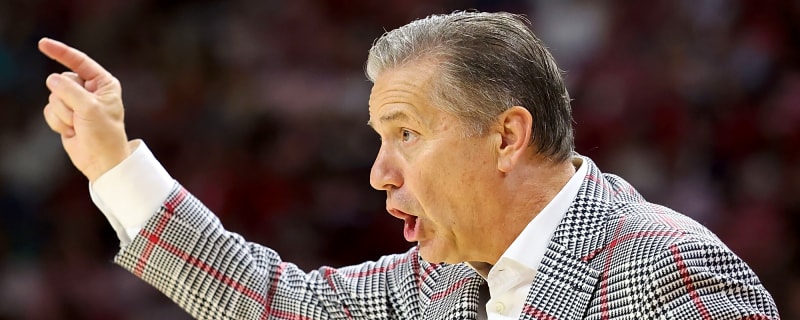John Calipari says Razorbacks 'aren't connected'