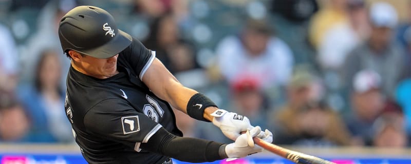 NPB’s Yomiuri Giants Sign Bobby Dalbec