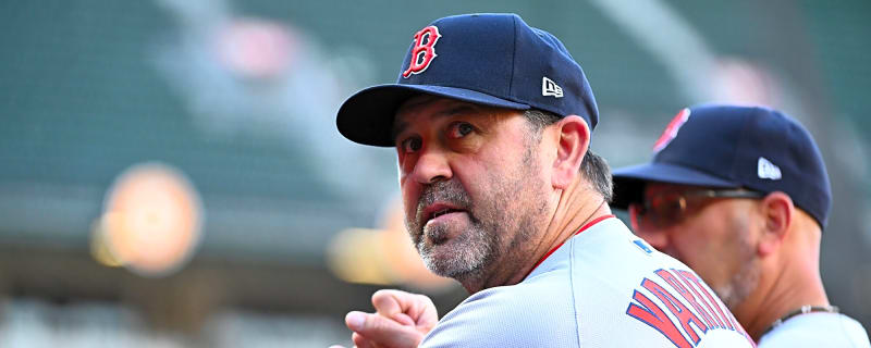 Red Sox make decision on Jason Varitek