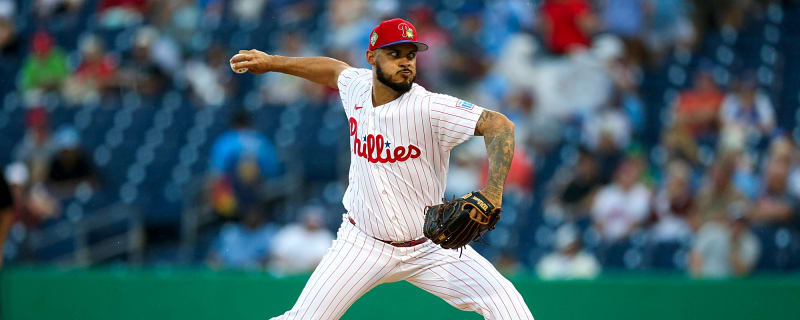 Dodgers Sign Jonathan Hernández