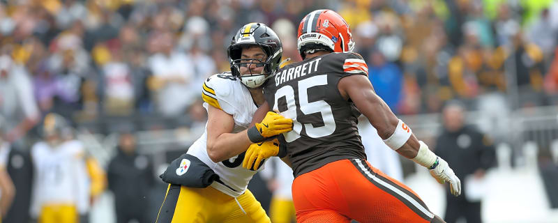 Report: Steelers Have Half A Dozen Teams Aggressively Pursuing Offensive Playmaker In Trade