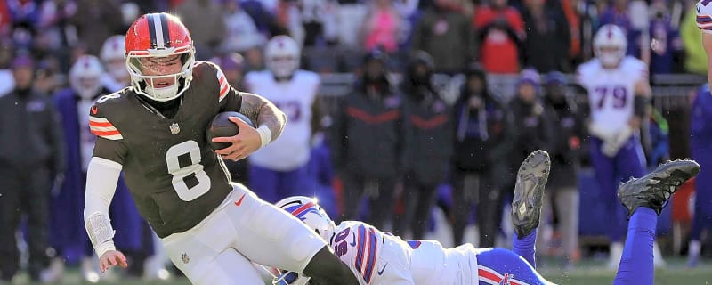 Browns fans were livid over Dillon Gabriel replacing Shedeur Sanders