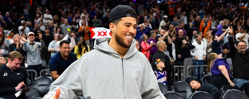 Suns’ Devin Booker celebrates as Team USA tops Canada for Olympic Hockey Gold