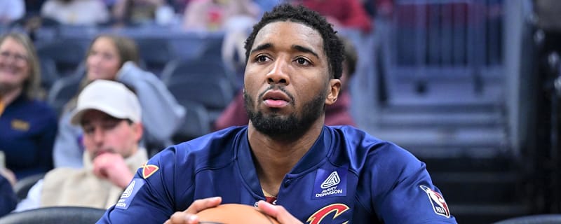 NBA Notes: Cavs, Donovan Mitchell, Suns, Grayson Allen, Bulls