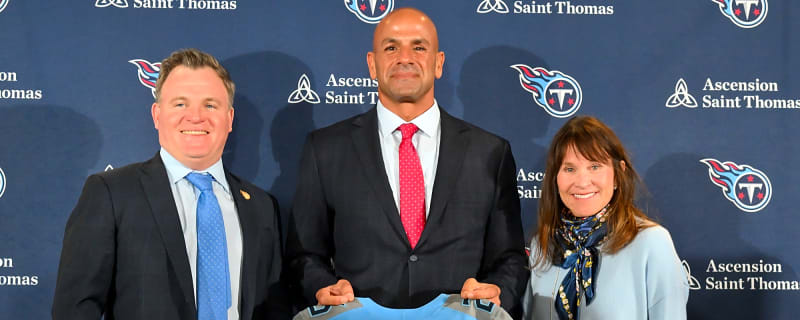 Titans NFLPA Report Card: Player opinions of Amy Adams Strunk shift, returning coach is absolutely beloved, a recent addition is despised