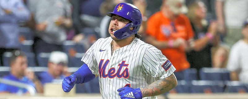 Mets receive good news on injured catcher