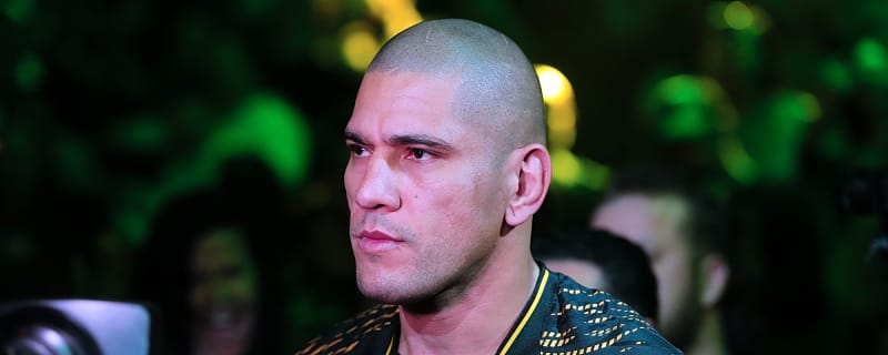 Rico Verhoeven dominates last kickboxer to beat Alex Pereira as he cements GOAT status at Glory 100 