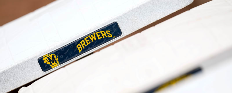 Security guard gets nailed in head during Brewers’ alumni home run derby