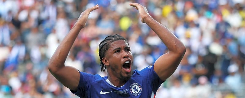 Report: Serie A giants eye summer move for Chelsea midfielder