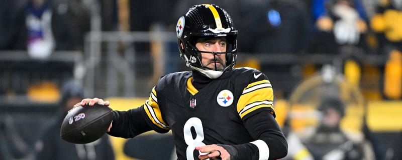 Steelers’ Aaron Rodgers Takes Not-So-Subtle Shot At Jets While Giving Inspiring Praise To Mike Tomlin