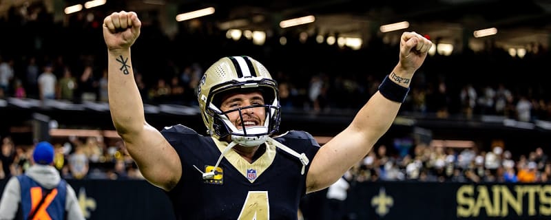 Insider updates if Derek Carr could make NFL comeback