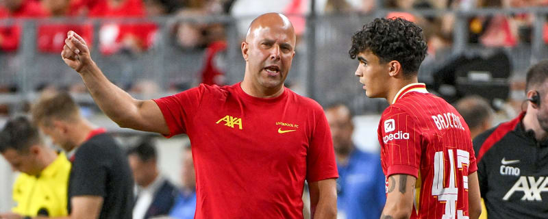 Arne Slot delivers update on Liverpool injury blow 'for the weekend' after UCL win