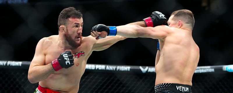 Merab Dvalishvili questioned teammate for tapping with one second left to give opponent $100k bonus