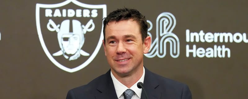 Raiders Add Travis Smith, Rick Dennison To Coaching Staff