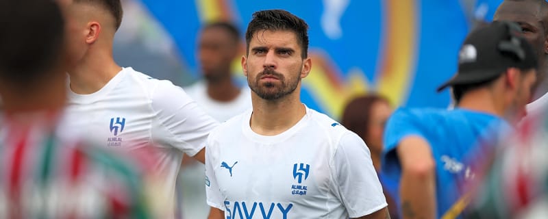 Report: Worry for Man United as Real Madrid join race to sign £17.5m target