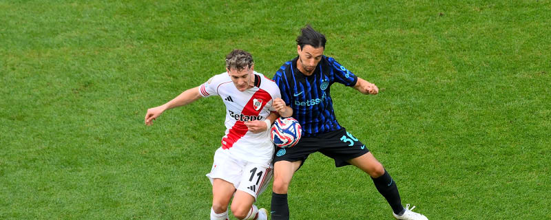 Inter Milan officially release former Manchester United defender