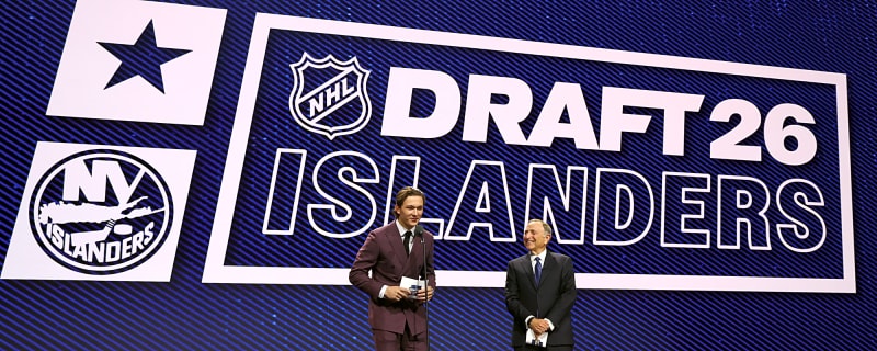 Islanders unveil contest winner for 2027-28 third jersey