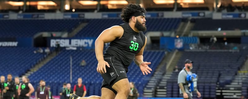 Ravens’ Vega Ioane Could Finish Season At Center