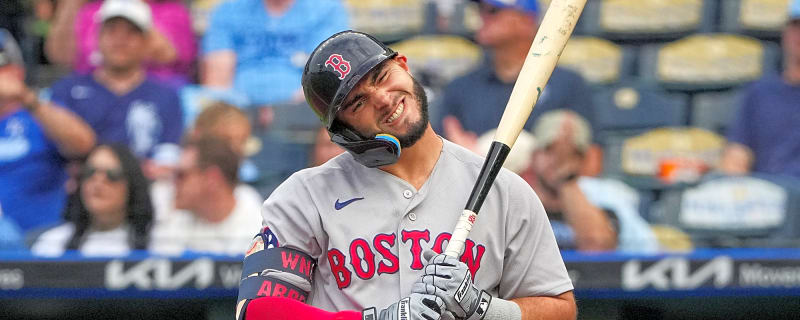 Red Sox Gold Glover made hilariously bad throw to blow 9th-inning lead vs. Yankees